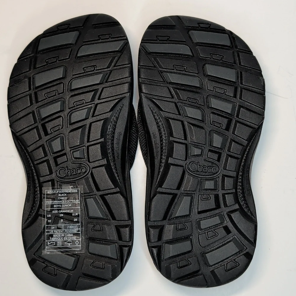 Chaco youth flip